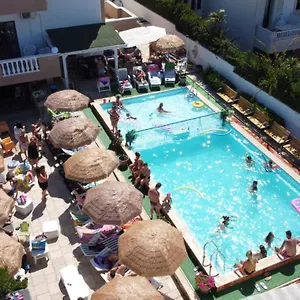 https://maison-rinaldi.barihotels.org