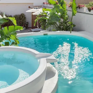 https://domomea.hotelsalgherosardinia.com