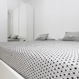 https://giuliana-charming-rooms.it-romehotels.com